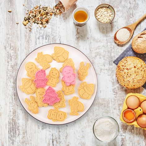 Set mit 6 3D-Weihnachts-Ausstechformen aus Kunststoff für Kekse, Waffeln, Fondant, Backwaren und Gebäck. (1/5)