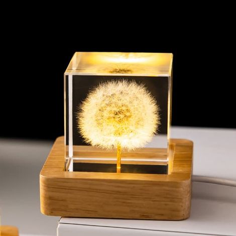 Veilleuse boule de cristal fleurie, veilleuse boule en verre de 6 cm avec socle en bois, veilleuse boule de cristal lumineuse, cadeau décoratif pour (1/3)