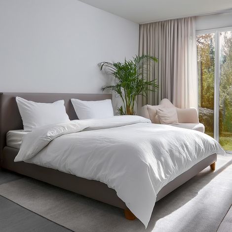 Parure de lit Double, Polyester brossé en Microfibre, Blanc - Housse de Couette Double + 2 taies d'oreiller 50 x 80 cm - Douce, résistante et Facile à Laver (1/3)