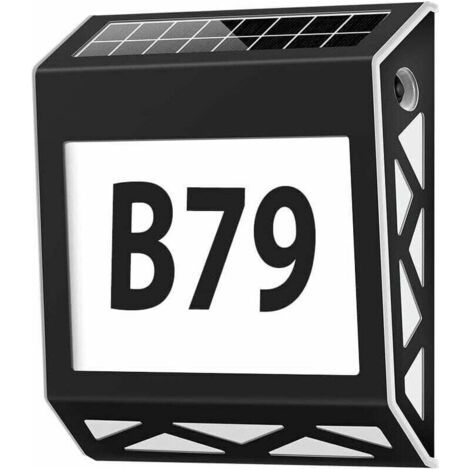 BUNTHAUS Numéro de maison solaire lumineux, 8 LED, interrupteur crépuscule-aube, acier inoxydable, blanc, étanche IP54, pour une utilisation extérieure, avec chiffres 0-9 et lettres AE en noir.