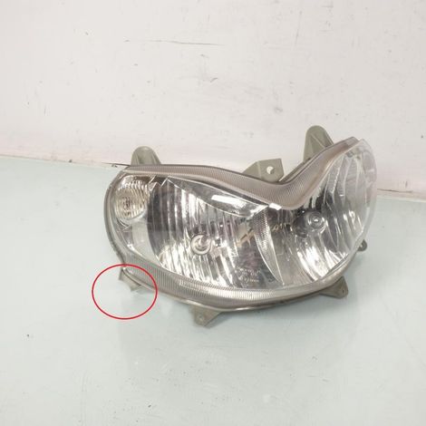 [PRODUIT D'OCCASION] Optique avant origine pour scooter Suzuki 125 Burgman 2007 à 2013 (1/3)