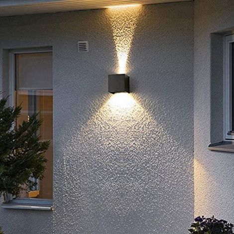 Lot de 2 appliques murales LED extérieures – Angle réglable 120°, indice d’étanchéité IP65 – Aluminium, lumière blanche chaude 3000K, 12 W
