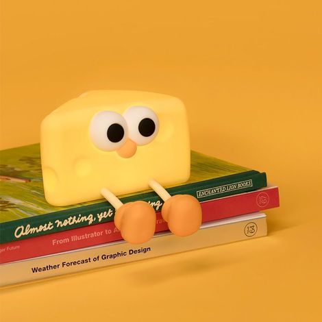 Lampe de nuit 3D pour chambre d'adulte,veilleuse à intensité variable,mignonne lampe de nuit décorative en forme de fromage,lampe de table - Jaune (1/5)