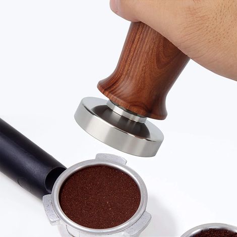 Tasseur à café pour expresso, 53 mm, en acier inoxydable, bois, avec manche en bois, avec base plate, couleur bois.-AquaForge (1/4)
