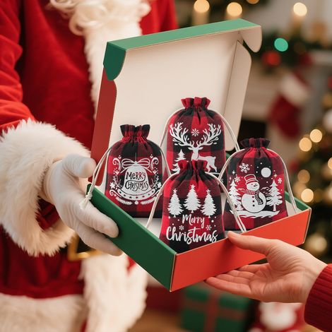 Sachets cadeaux de Noël avec cordon de serrage, lot de 4, sachets pour emballer des friandises de Noël, sachets cadeaux pour les fêtes de Noël (1/5)