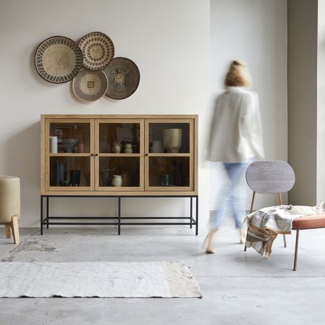 Vitrine basse en bois de chêne massif 160 Babeth (1/5)