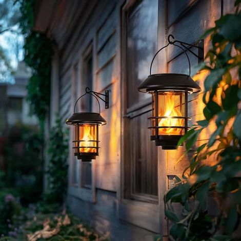 2 lanternes solaires étanches - Flamme vacillante et abat-jour en verre - Fixation murale et suspendue - Idéales pour Halloween, la porte d'entrée et la terrasse (1/5)