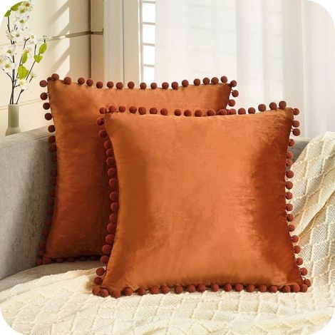 Lot de 2 Housses de Coussin Decoration Chambre Doux Carré en Velours Couleur Unie Housses de canapé,45x45cm, Orange (1/4)