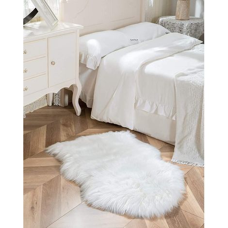 Tapis Faux en Peau de Mouton,Imitation Toison Moquette Fluffy Soft Longhair Décoratif Coussin de Chaise Canapé Natte(Blanc, 50x80cm)