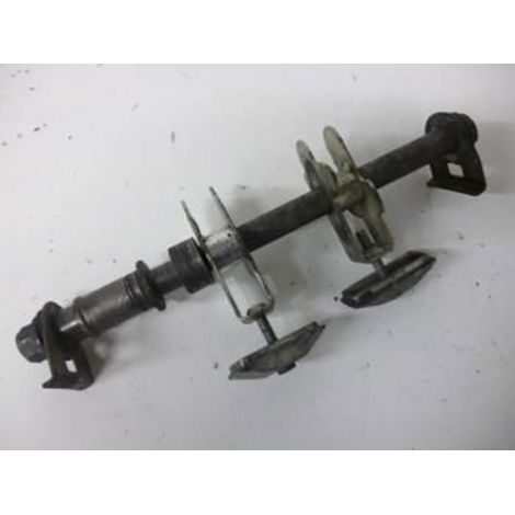 [PRODUIT D'OCCASION] Axe roue arrière origine pour moto Suzuki 600 Bandit 1996-1999