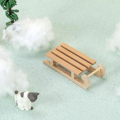 Luge miniature en bois - Mini luge accessoire pour gnome de Noël et décoration pour paysages hivernaux - 10 x 3,5 x 2 cm (1/5)