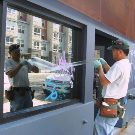 Pellicola trasparente antigraffiti protettiva marca 3M permanente AG4 Misura - 152cm x 100cm