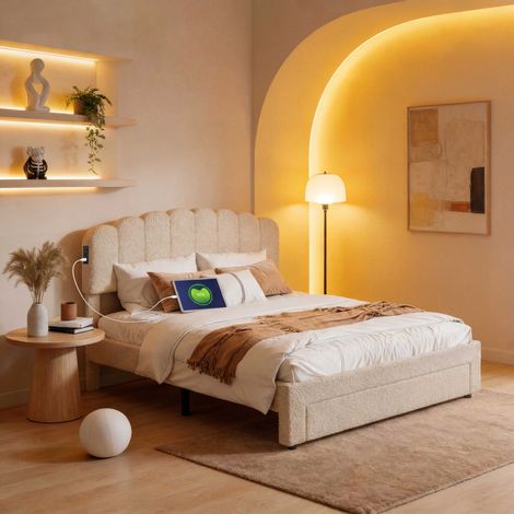 Lit double adulte 160x200 cm en tissu beige effet teddy avec grand tiroir à roulettes, ports USB et Type-C, tête de lit réglable