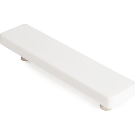 Tirador de Asa para Mueble  Estilo Decorativo  Fabricado en PVC-ZAMAK  Acabado en Blanco mate  Distancia Entrepuntos: 96 mm  Medidas 1313023 mm  Sistema de Fijación  Incluye Tornillos M4  2 Unidades -