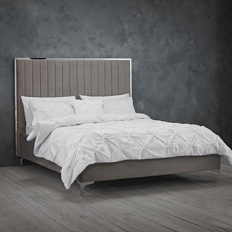 Berkeley Double Bed - Velvet - L207 x W153 x H142.5 cm - Soft Mink Grey