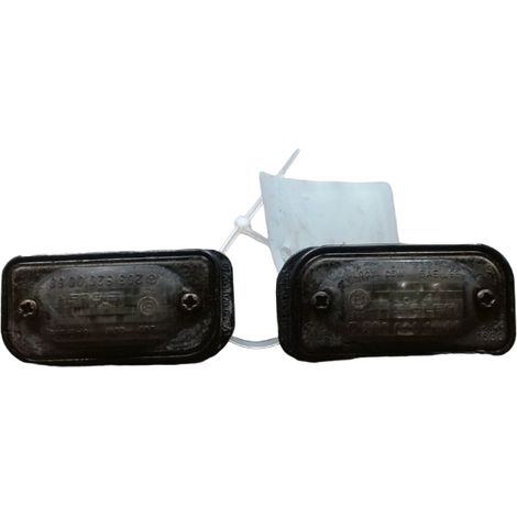 [PRODUIT D'OCCASION] Eclaireur Plaque De Police MERCEDES Classe C 2004- ♻️ Ref Oe. 2038200556 - Garantie à vie (1/3)