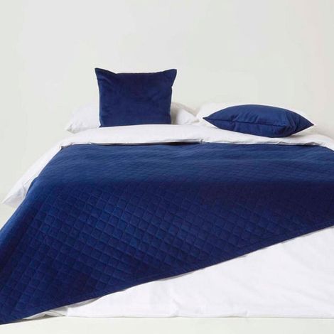 HOMESCAPES Diamond Quilted Navy Velvet Throw
