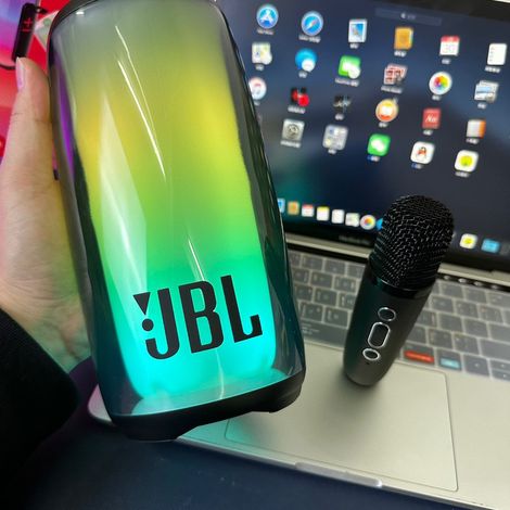 JBL Pulse5, enceinte portable Bluetooth avec écran tactile et sonorisation vibrant