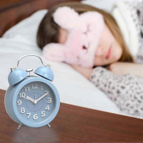 Mini réveil rétro mignon avec deux sonneries analogiques, sans tic-tac, sonnerie forte, parfait pour les dormeurs, bleu. (1/4)