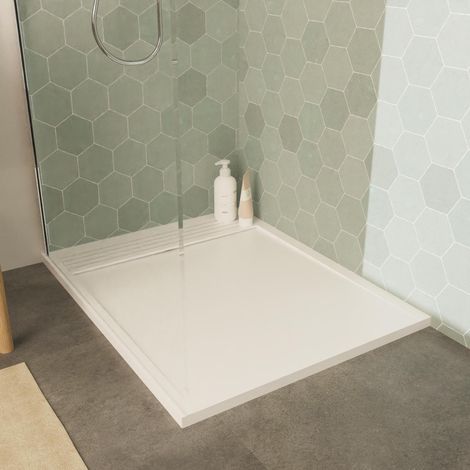 Receveur de douche en béton extra-plat