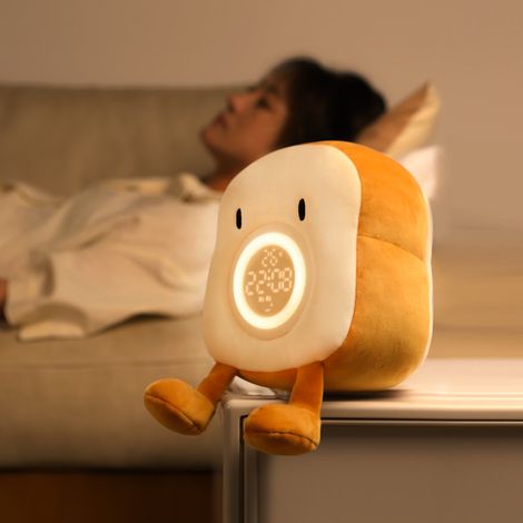 Reloj despertador de peluche recargable, un compañero para dormir para niños, un reloj despertador con forma de tostada para estudiantes, una luz nocturna y un dispositivo de alarma todo en uno. (1/3)