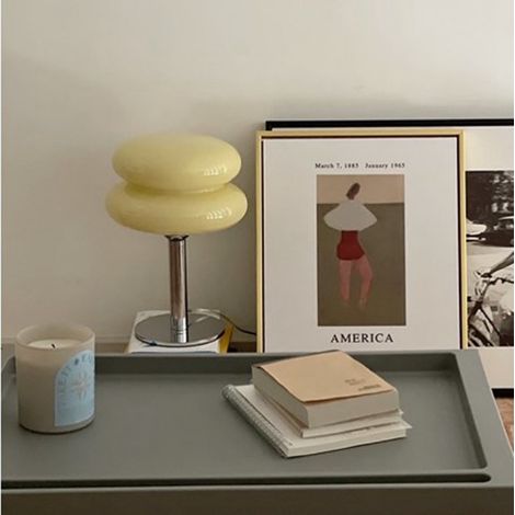 Tischlampe in Eierkuchenform für Mädchen, energiesparend, sanftes Licht, niedliche Glaslampe, USB-Schreibtischlampe fürs Studentenwohnheim, mit USB-Schalter in Beige (1/5)