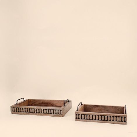 Set de 2 plateaux en bois avec poignées (1/5)