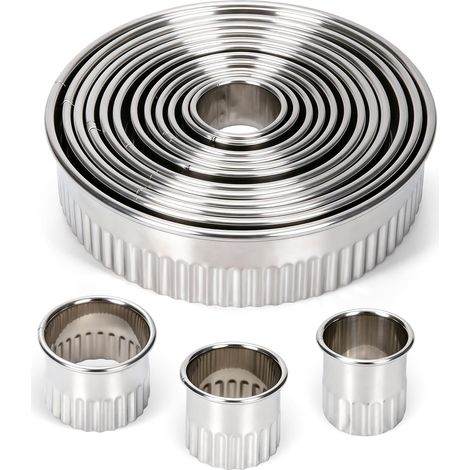 Round Cookie Cutters, 12 x Circle Pastry Cutters for Cookies, Sugarpastes, Cakes (1/5)