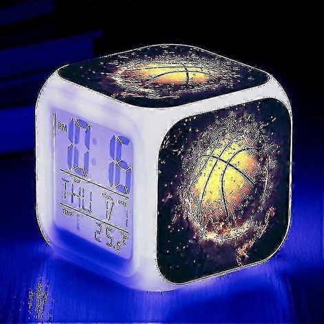Réveil de basket-ball, montre électronique lumineuse multifonctionnelle à 7 couleurs changeantes, minuteur de réveil pour enfant, convient à TW, gris clair. (1/5)