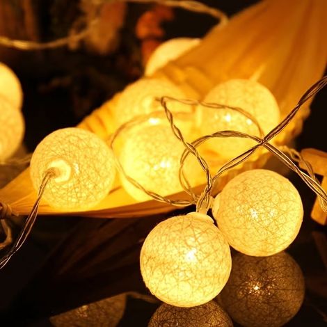 Guirlande Lumineuse Boules Coton - 10 LED Chaudes - Décoration Intérieure Fêtes Occasions Spéciales - 1 Pièce (1/2)