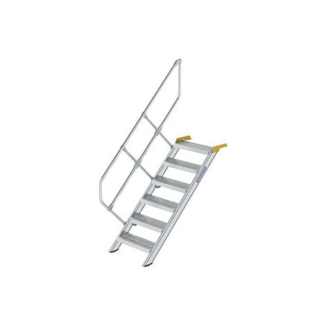 Escalera industrial  peldaños de chapa de acero perforada 