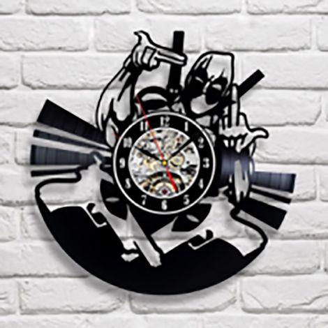 Une horloge murale moderne et élégante, idéale pour décorer un bar, un bureau ou une chambre. (1/5)