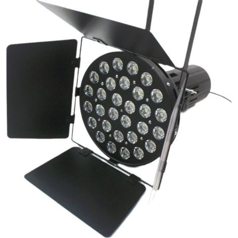 300-W-LED-Flutlichtstrahler mit 30 Elementen, 6000–6500 K weißes Licht – Hochleistungs-Ausstellungsleuchte aus Aluminium für Autohäuser