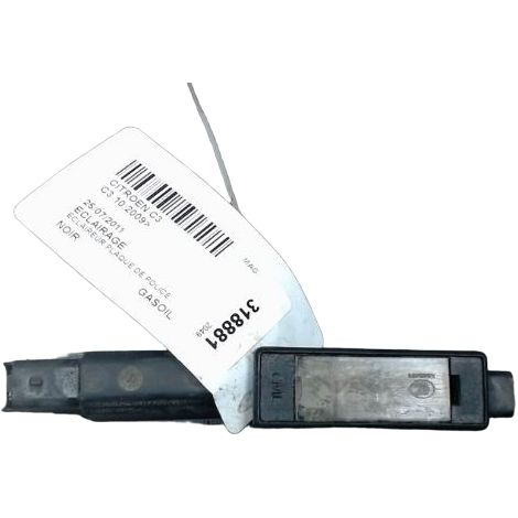 [PRODUIT D'OCCASION] Eclaireur Plaque De Police CITROEN C3 2009- ♻️ Ref Oe. 6340f0 - Garantie à vie (1/2)