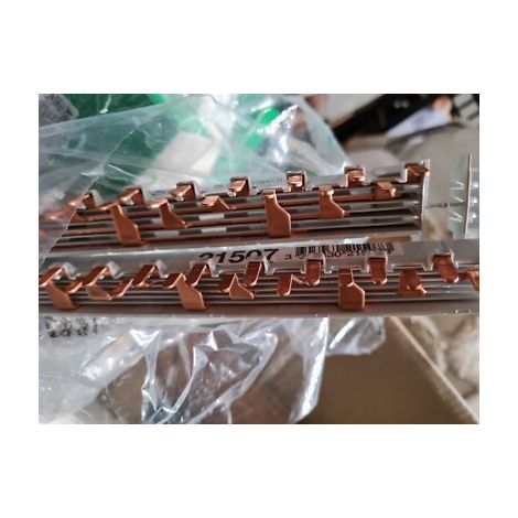 1 Peigne 3P+N 80A , 24 Disjoncteurs 1P+N , 48 Modules SCHNEIDER 21507