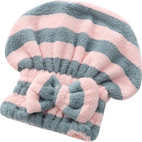 Un paquet de serviettes de séchage en microfibre, avec boutons, adaptées au séchage au sèche-cheveux des cheveux bouclés, longs et épais.