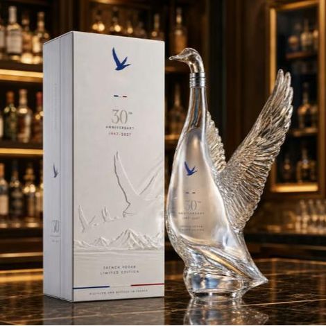 Flasche mit Gänseskulptur zum 30-jährigen Jubiläum für Getränke (1/5)