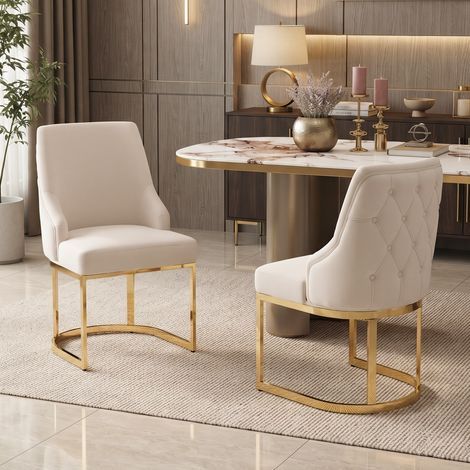 Deux chaises de salle à manger confortables et respirantes, idéales pour les restaurants, salons, cafés et autres lieux. Style moderne, pieds de chaise plaqués or, revêtement en velours beige et or. (1/5)