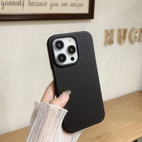 Coque de téléphone en silicone souple à rayures (iPhone 14 noir), matériau TPU antichoc (1/5)