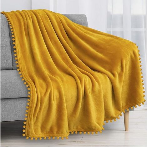 1 pièce Couverture polaire, 100 x 120 cm, jaune moutarde, franges à pompons, flanelle douce, toutes saisons, pour canapé ou lit (1/5)