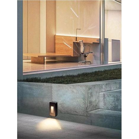 Applique Led Luce Calda Faretto 12 W Segnapassi Da Muro Esterno Nero Ip65 Es62 (1/4)