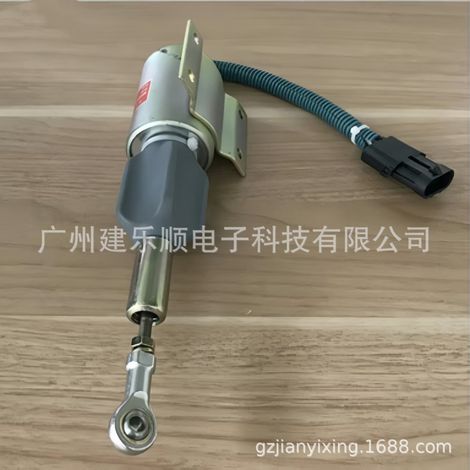 L'électrovanne SA-4257-24 24V est compatible avec les moteurs Cummins et John Deere RE502474 et RE516083. (1/4)