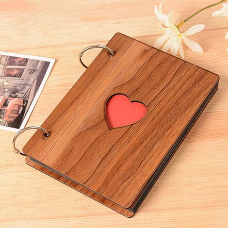 Album photo bricolage couverture en bois anniversaire scrapbooking 6 pouces livre d'images auto-adhésif coeur vintage avec pages noires pour les invités de mariage couples remise des diplômes voyage h (1/5)