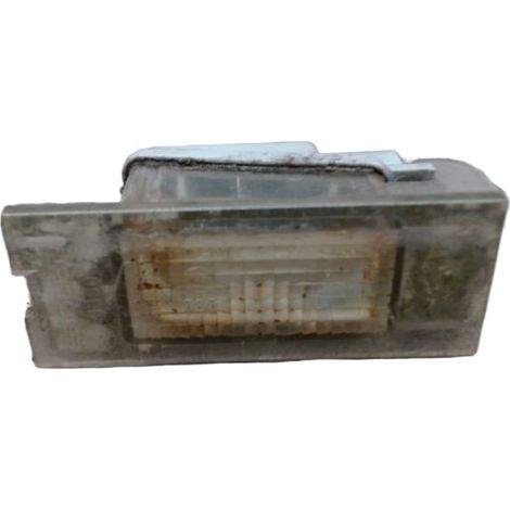 [PRODUIT D'OCCASION] Eclaireur Plaque De Police RENAULT Megane II Ph1 02-05 ♻️ Ref Oe. 7700796163 - Garantie à vie (1/3)
