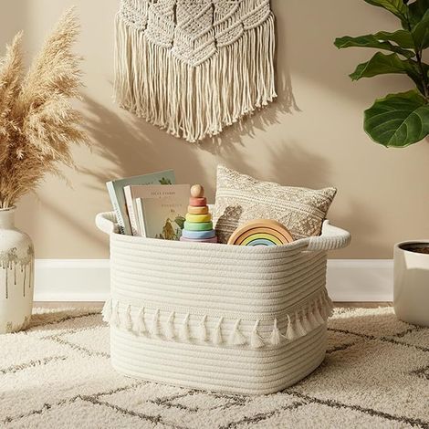 Panier de rangement 38 x 25 x 22 cm – Panier tressé à la main avec pompons, organisateur de jouets, panier en corde pour salon, salle de bain, blanc (1/5)