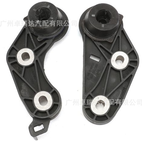 84163380 est un support de silencieux en deux parties pour Chevrolet Equinox Terrain. (84205378) (1/4)