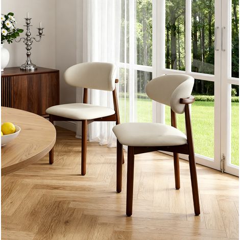 Juego de 2 sillas de comedor, respaldo ergonómico, patas de roble macizo, tapizado PU blanco, color nogal (1/5)