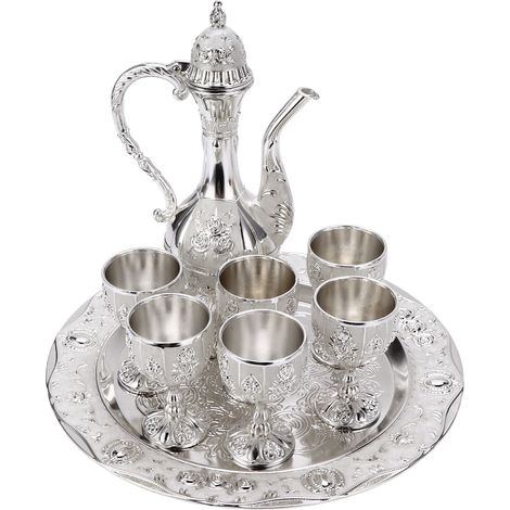 Ensemble de verres à vin argentés et blancs de style européen, décoration intérieure classique (1/5)