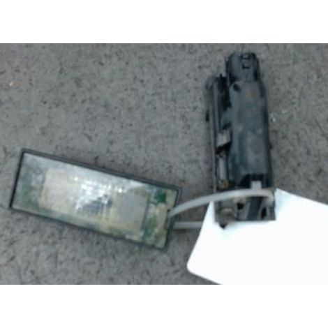 [PRODUIT D'OCCASION] Eclaireur Plaque De Police RENAULT Clio III 2009- ♻️ Ref Oe. 8200480127 - Garantie à vie (1/2)