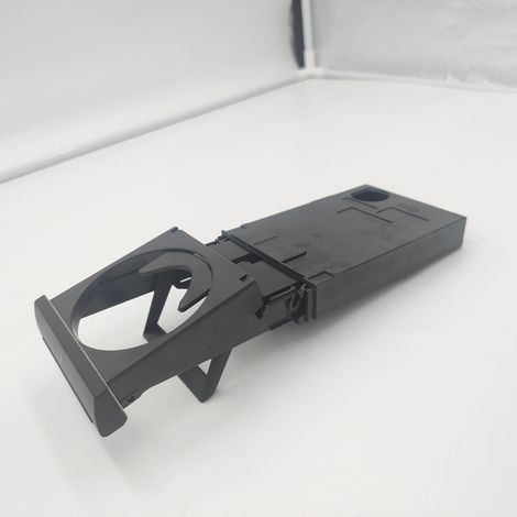 4B0862534D is suitable for 1998-2005 Audi C5 A6 dashboard cup holders and Mazda commercial vehicles. (1/5)